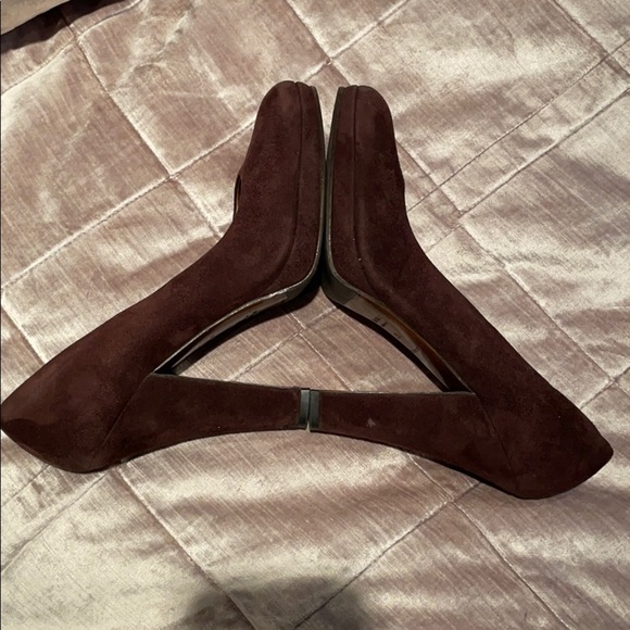 Miu MIU Brown Suede Platform Pumps - Picture 3 of 14